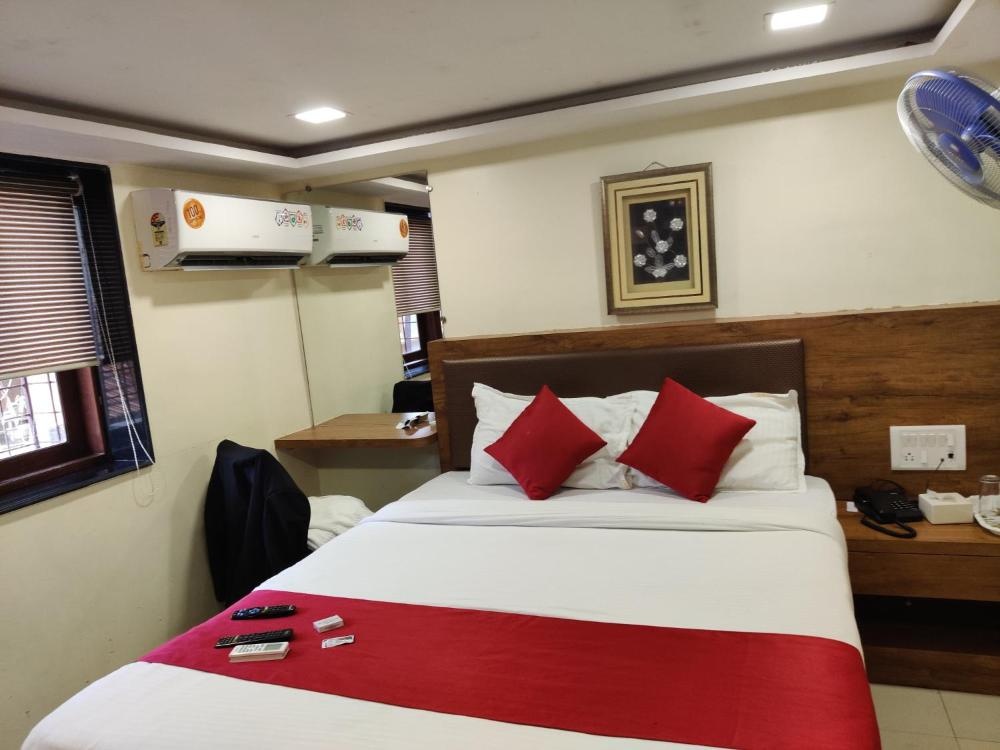 Room image 5