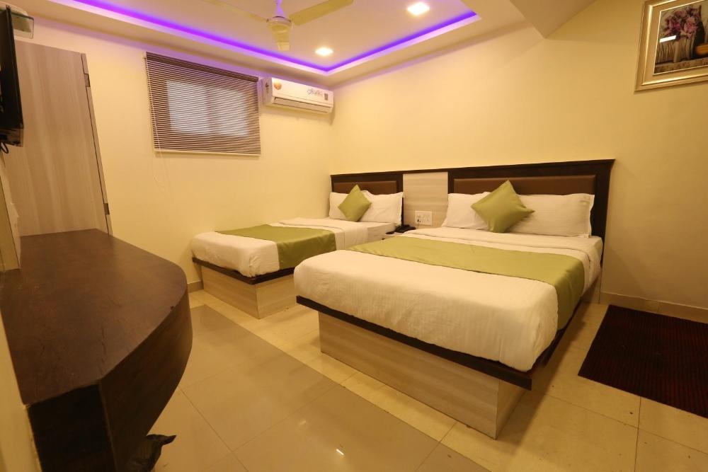 Room image 5
