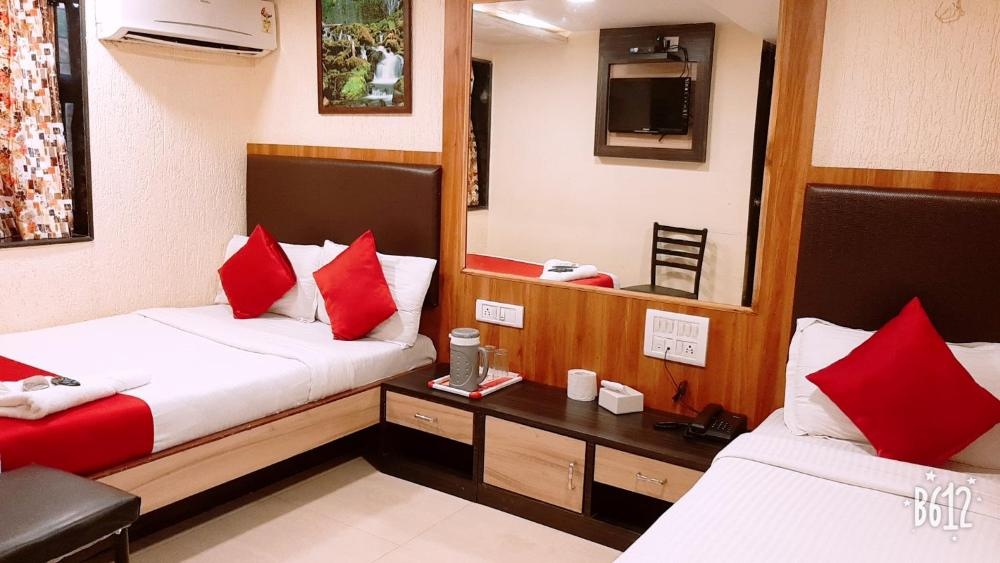Room image 2