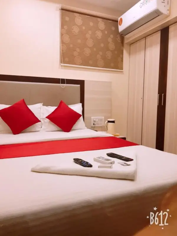 Hotel Happyland 10